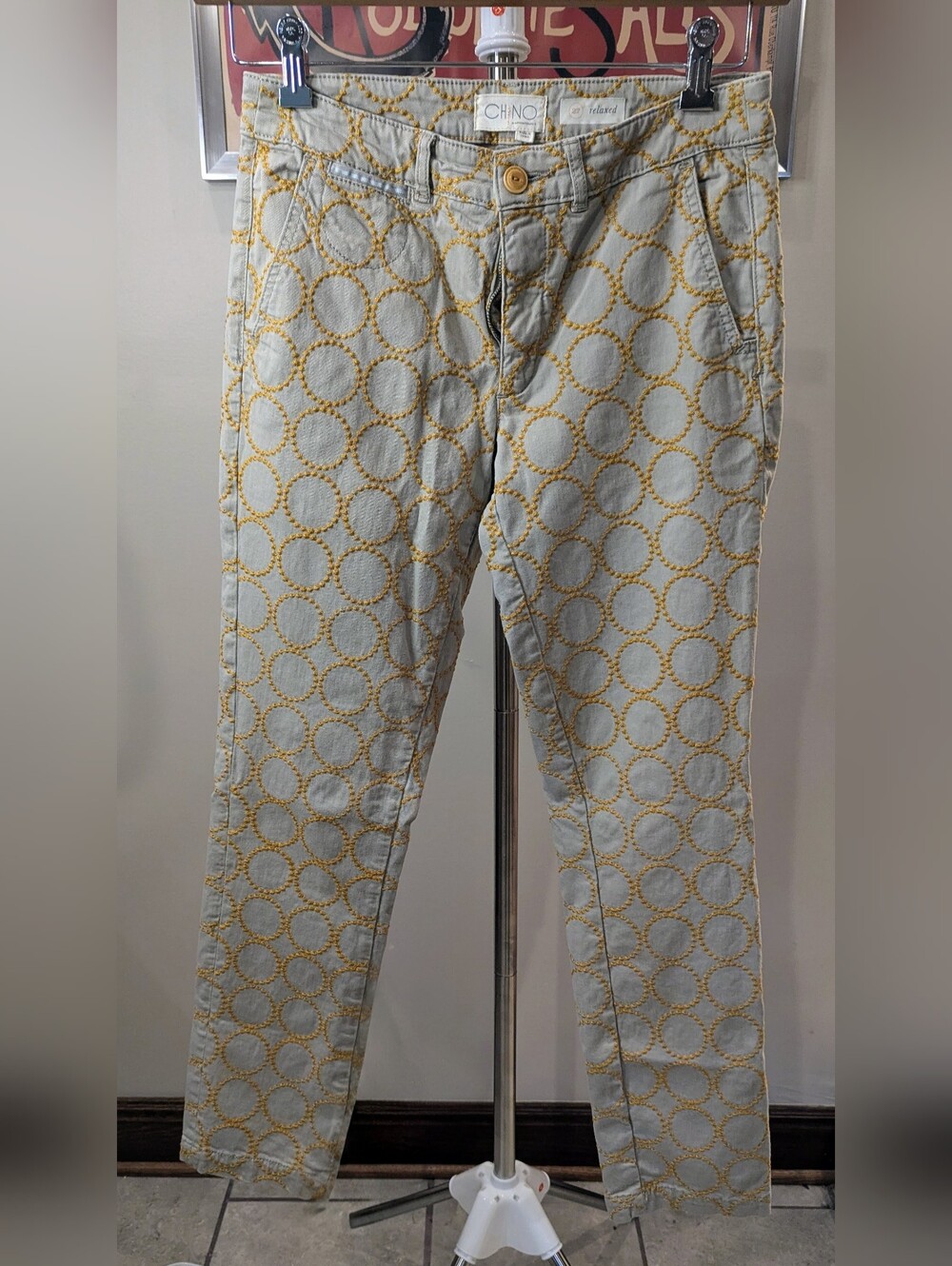 $28 Chino by Anthropologie Size 27 Straight Leg Embroidered Pants EUC